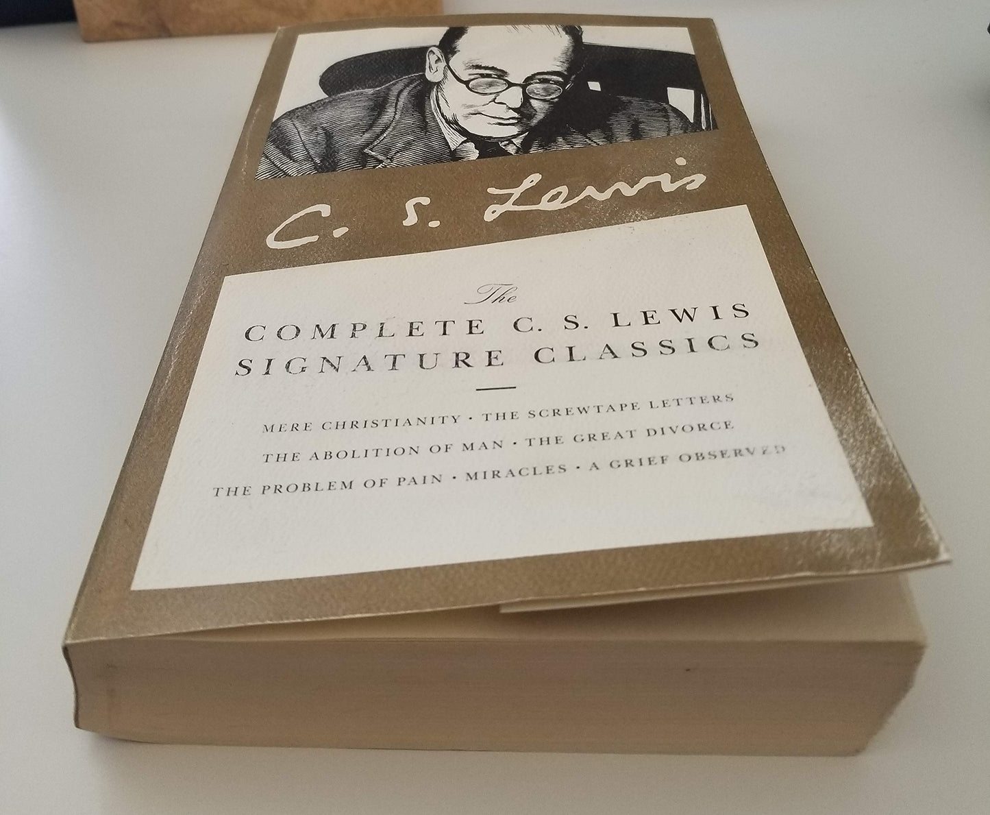 The Complete C. S. Lewis Signature Classics