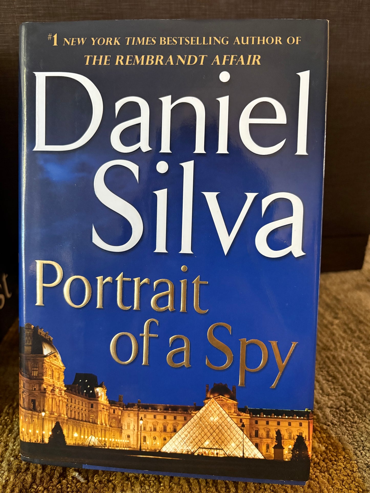 DANIEL SILVA  BOOKS LOT OF 16 LIKE NEW Hardcover Thriller Crime Suspense