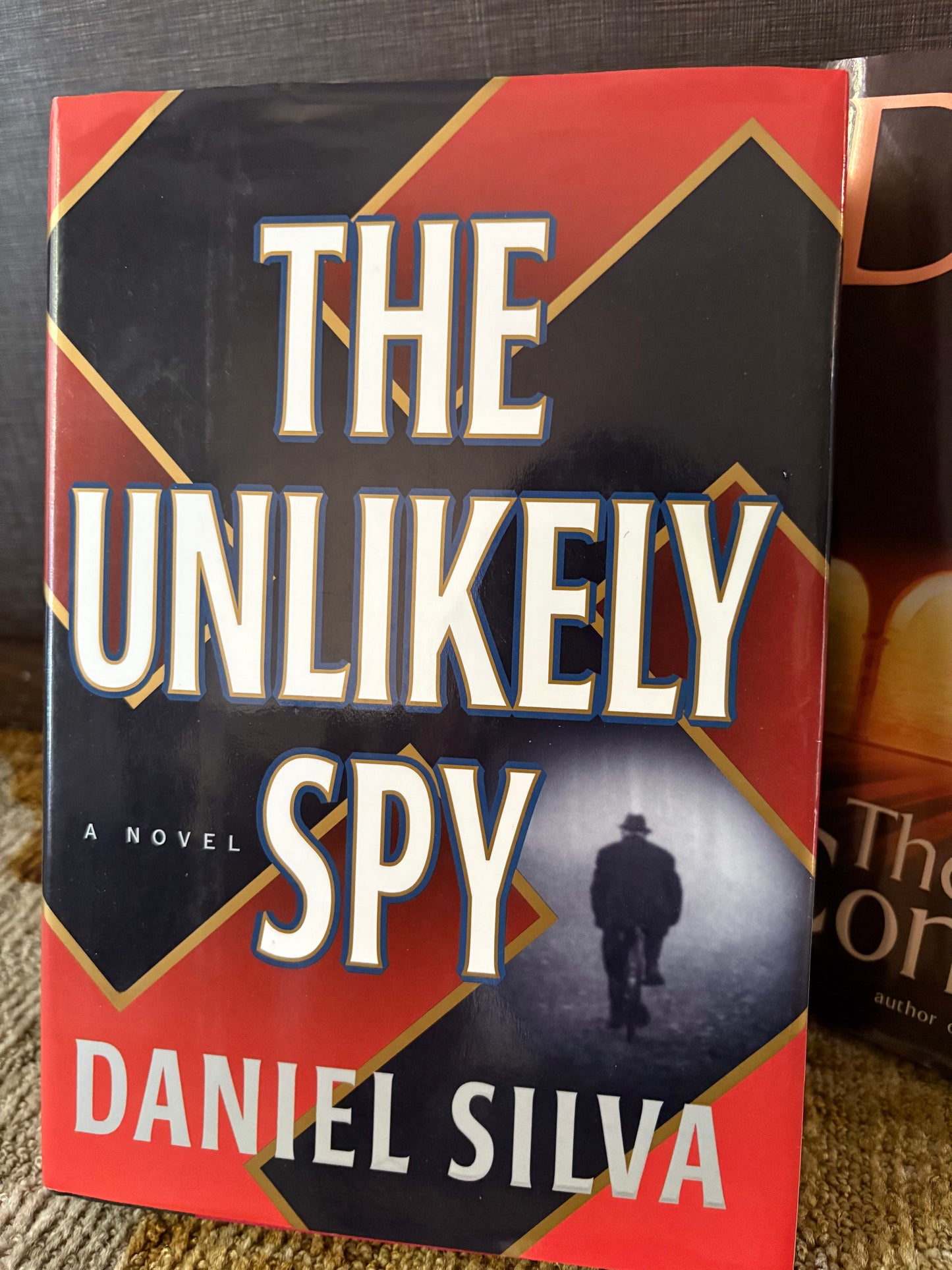 DANIEL SILVA  BOOKS LOT OF 16 LIKE NEW Hardcover Thriller Crime Suspense